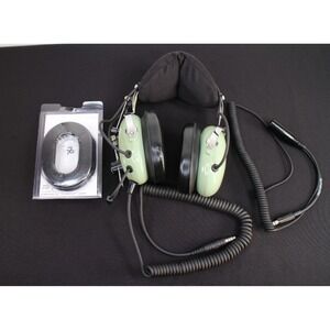 David Clark Aviation H10 76 General Aviation Headset with Dual Plug Adaptor Case